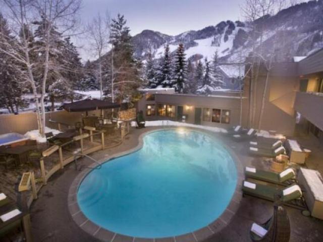 Luxurious Aspen Lodge