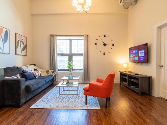 Cannabis Friendly Chicago Apartment